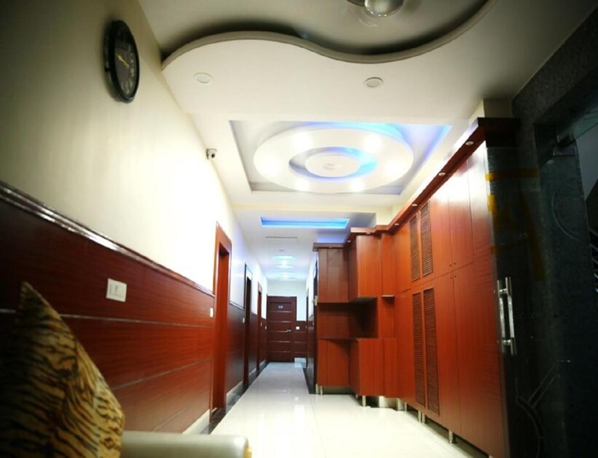 Hotel Kings, Rohtak Экстерьер фото