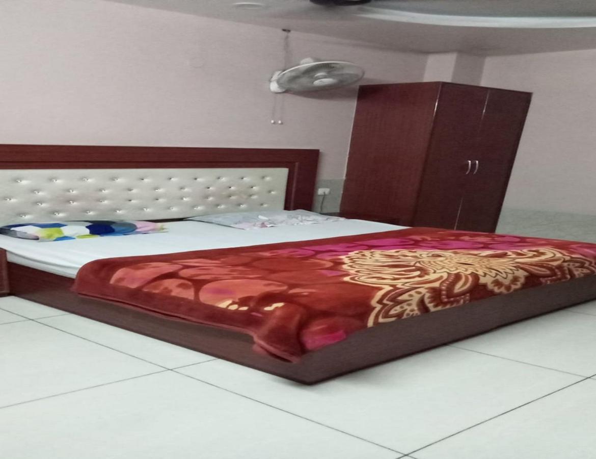 Hotel Kings, Rohtak Экстерьер фото